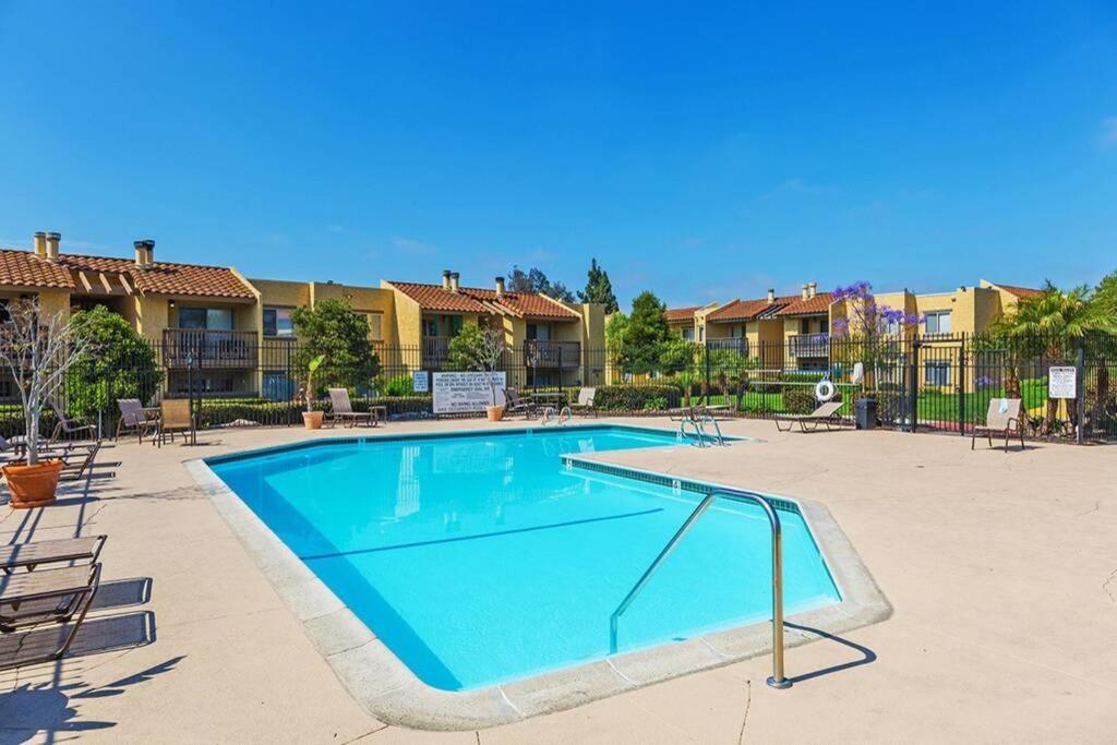 Departamento Completo En San Diego Hablamos Espanol Esterno foto