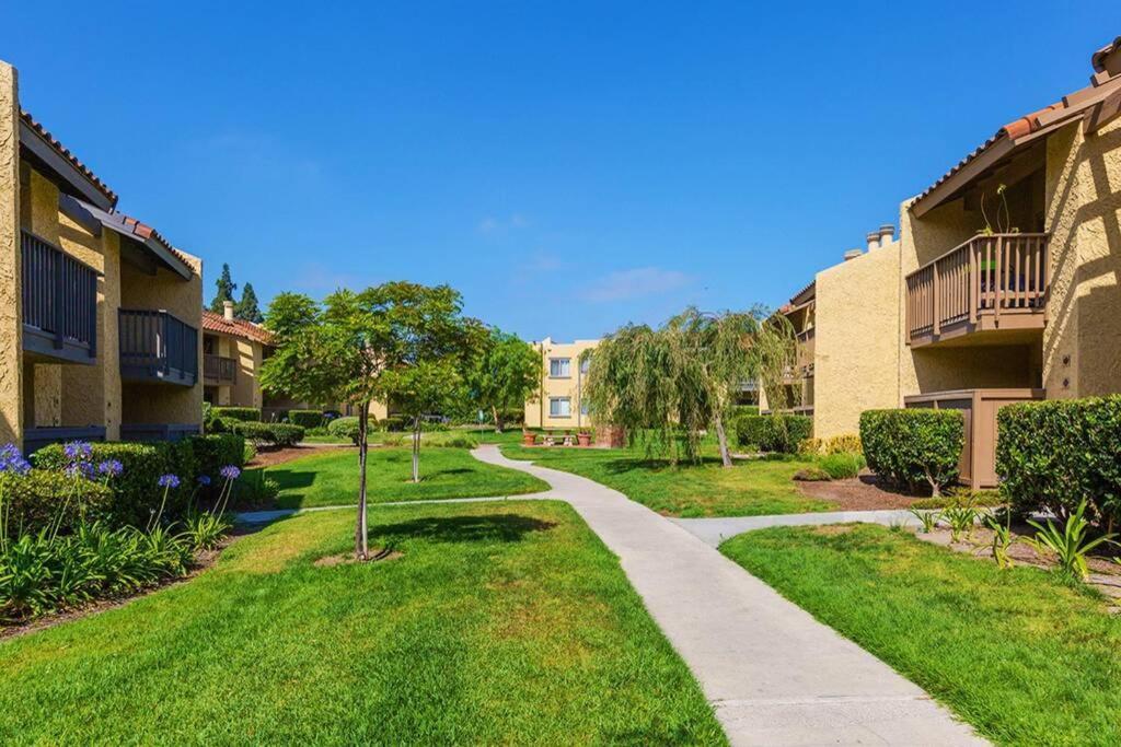 Departamento Completo En San Diego Hablamos Espanol Esterno foto